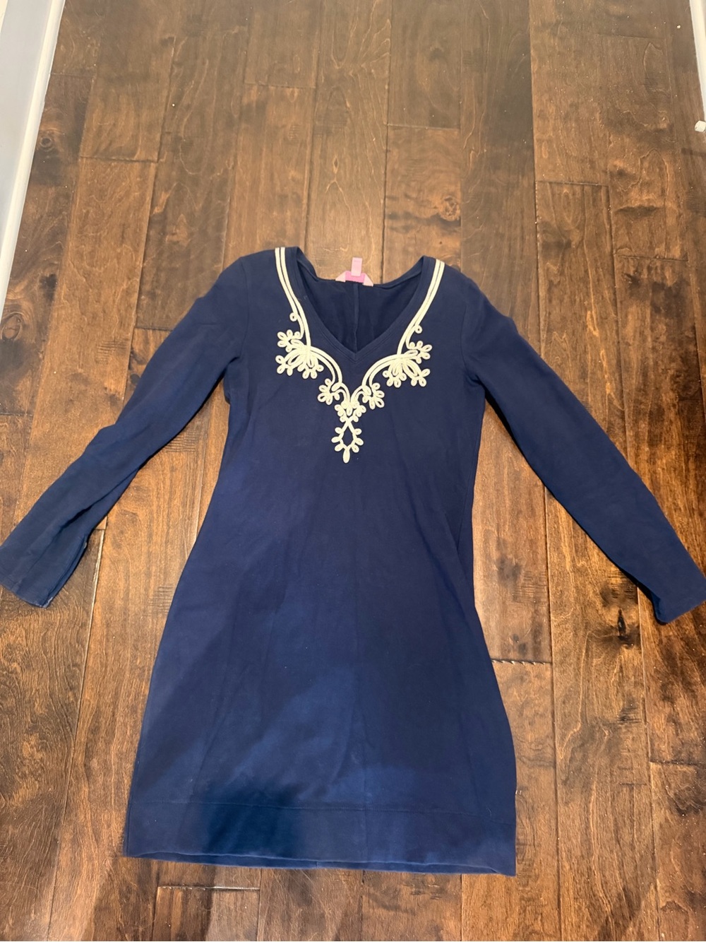 Lilly Pulitzer Navy Long-Sleeve V-Neck Dress with Ivory Embroidery